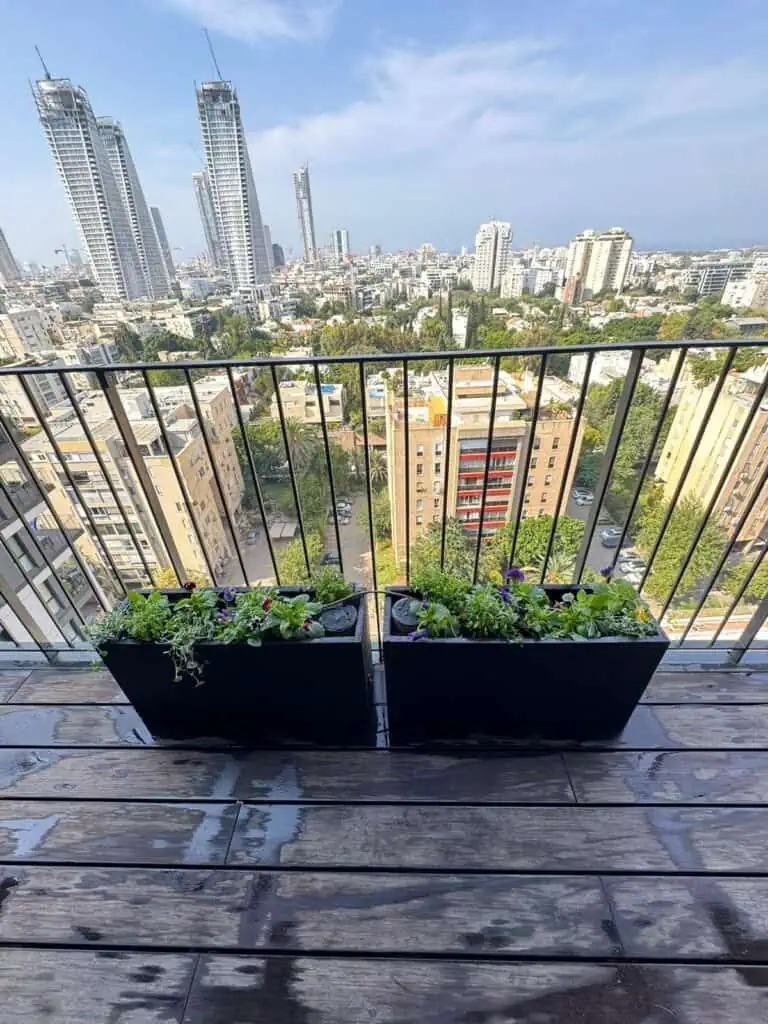 אדניות מלבניות צילום מלמעלה
